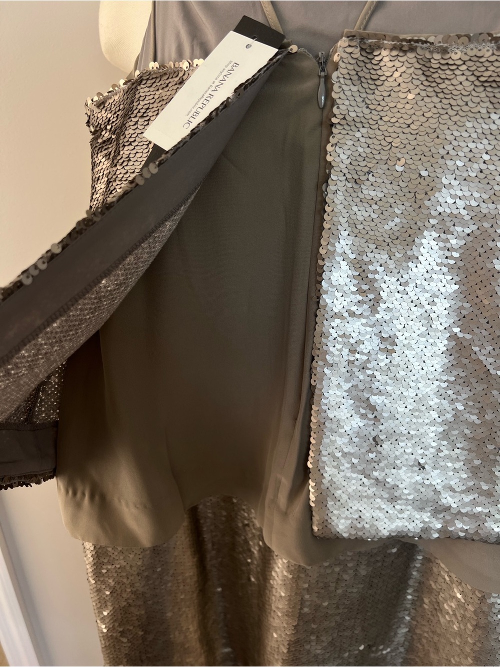 Banana Republic Silver Sequin Spaghetti-Strap Kids Dress - Picture 6 of 6